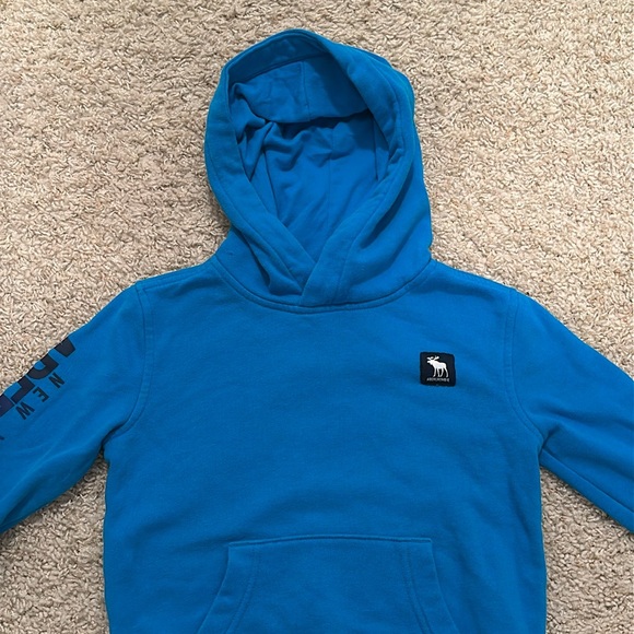 Boys Abercrombie hoodie size 5/6 - Picture 2 of 5